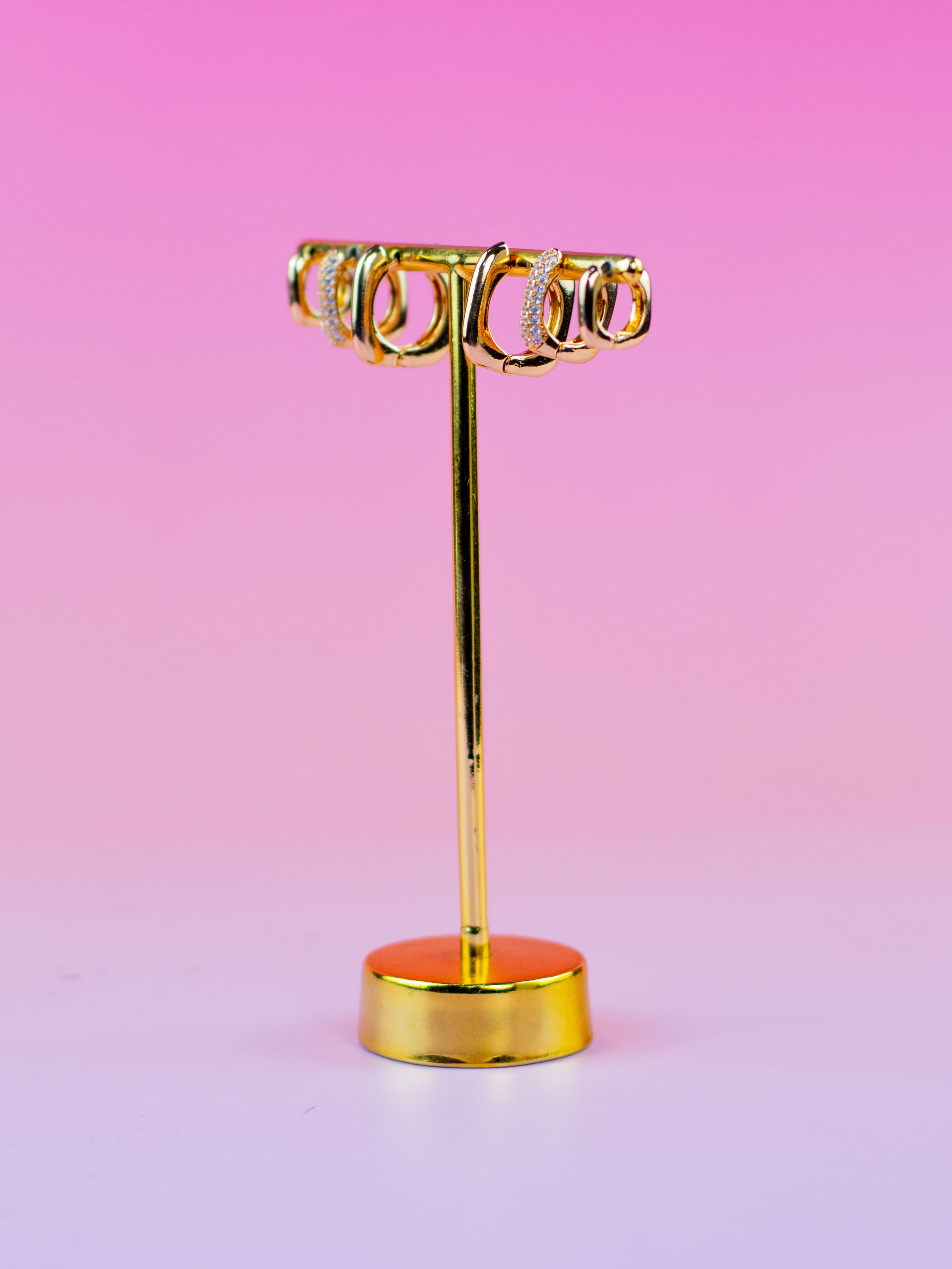 Brinco Trio de Argolinha Dourada Quadrade de Zircônia e Metal