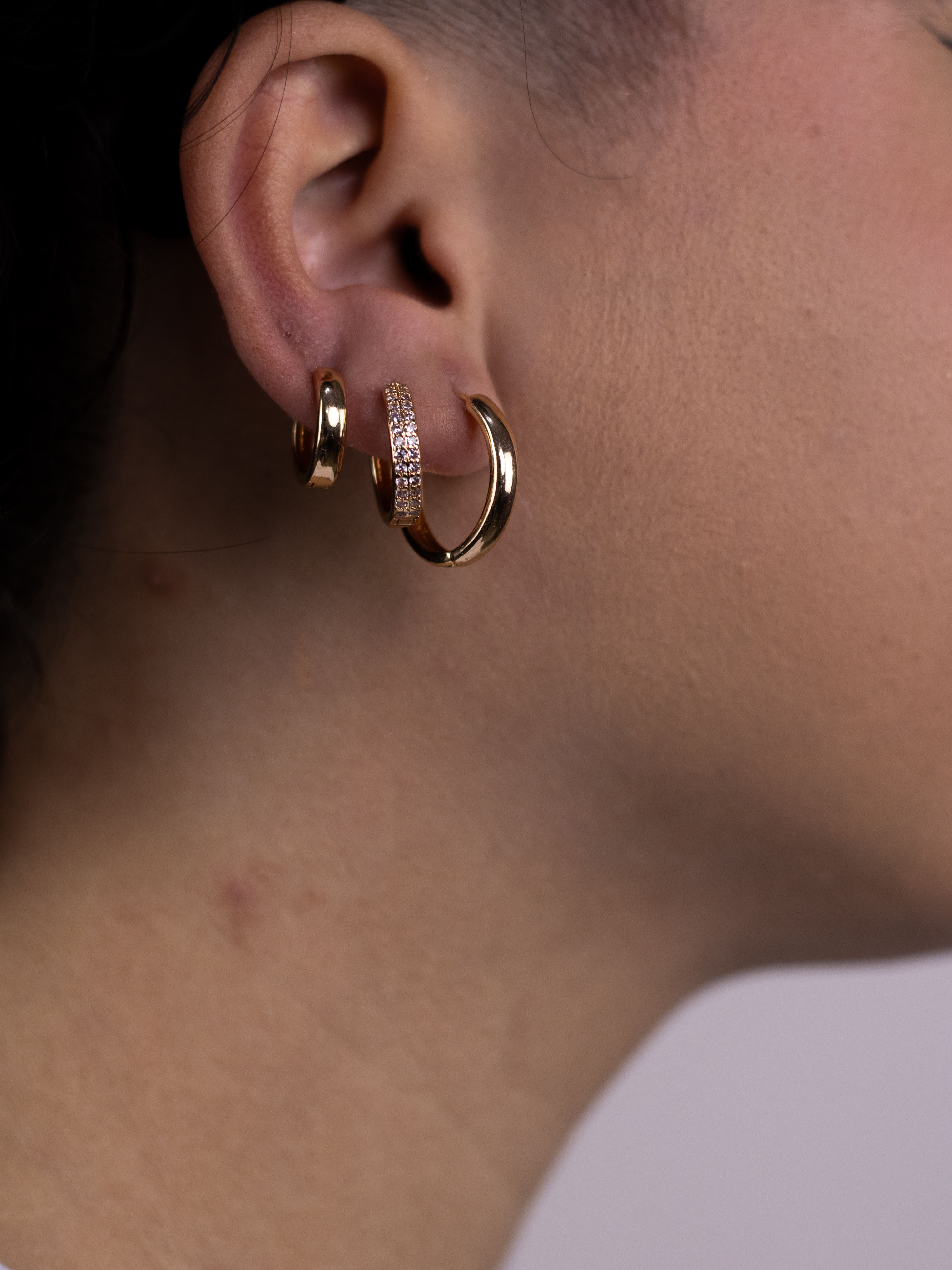 Brinco Trio de Argolinha de Zircônia com Metal Liso Dourado