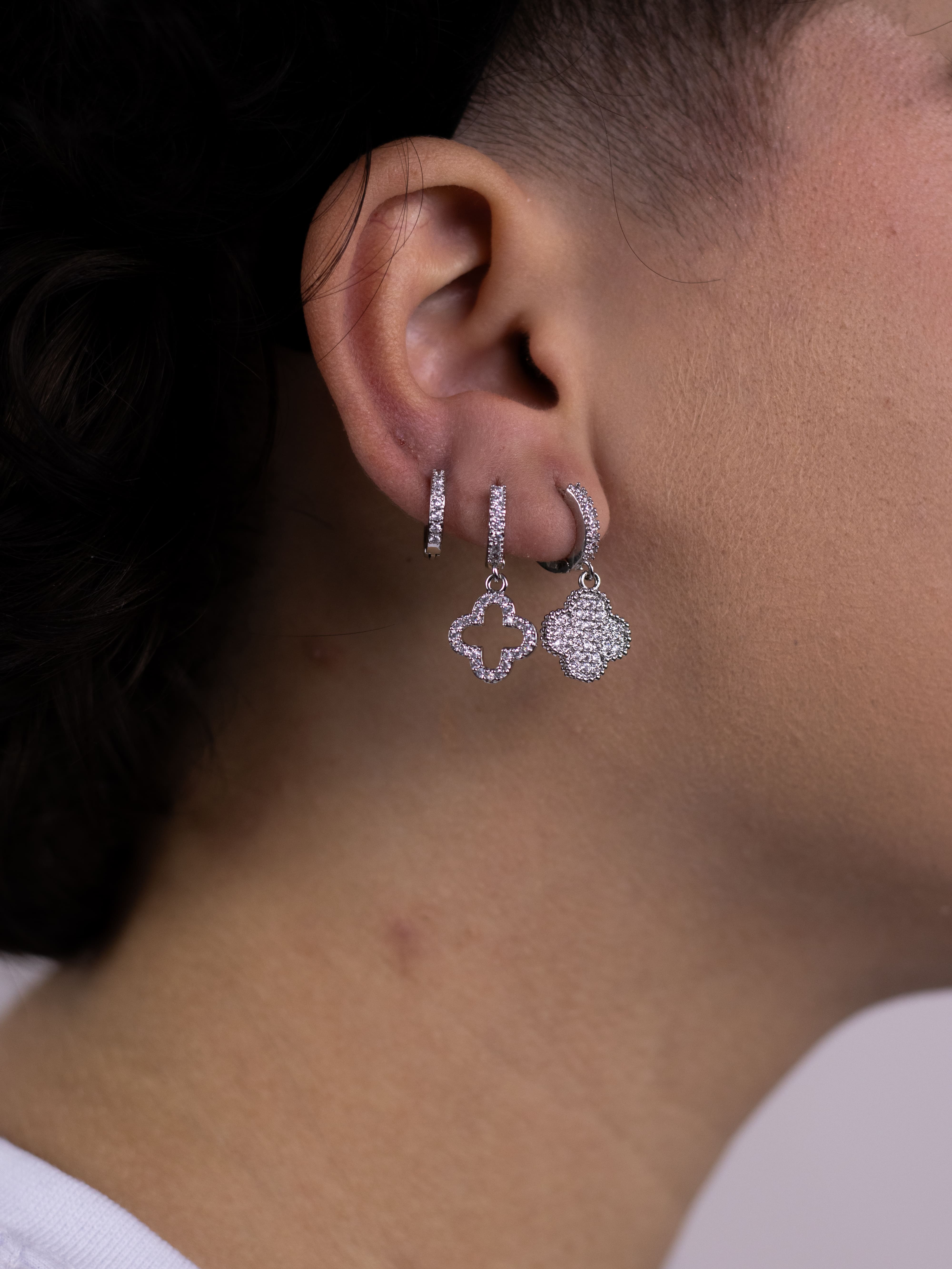 Brinco Trio Argolinha Prata com Pingente de Trevo Cravejado