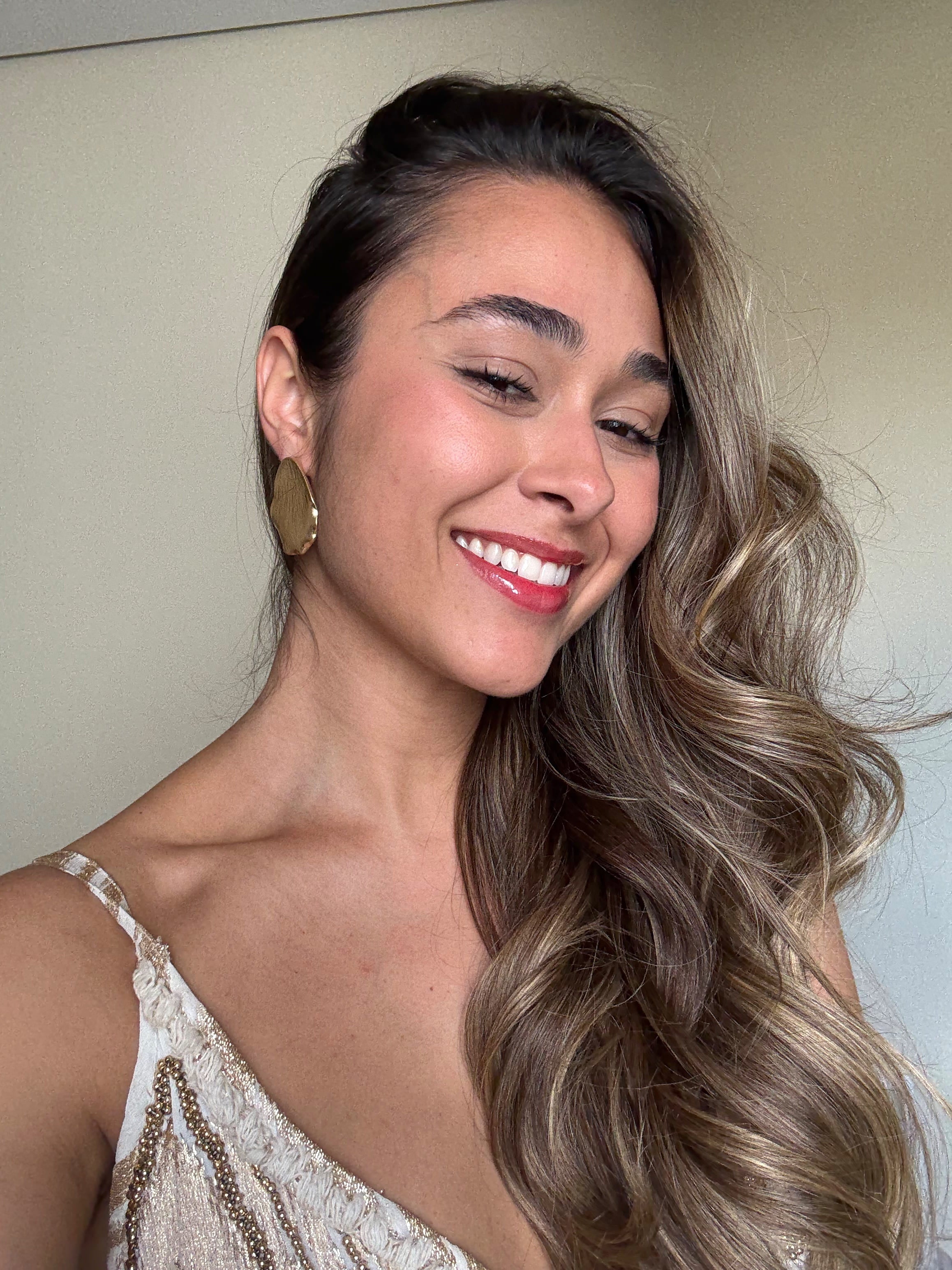 Brinco Folha Dourada Texturizada