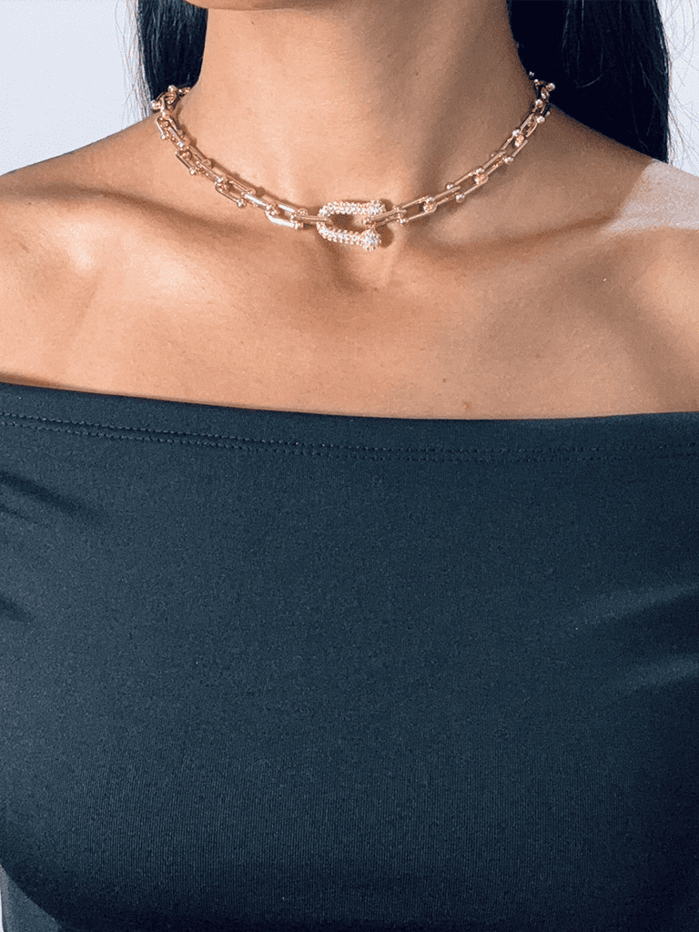 Colar Boho de Metal Dourado com Fecho em Zircônia
