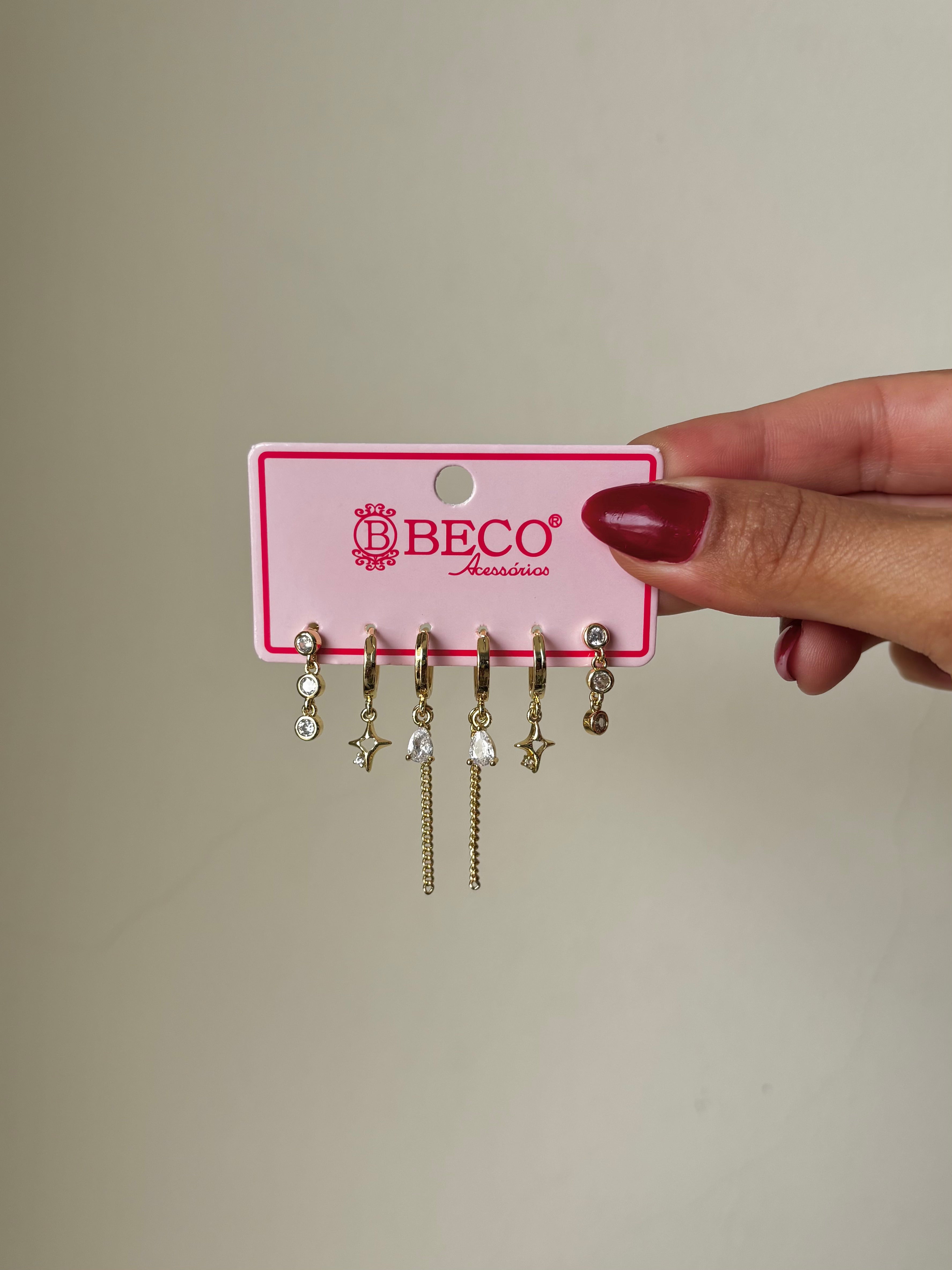 Kit de Argolas com Pingentes Estrela e Corrente