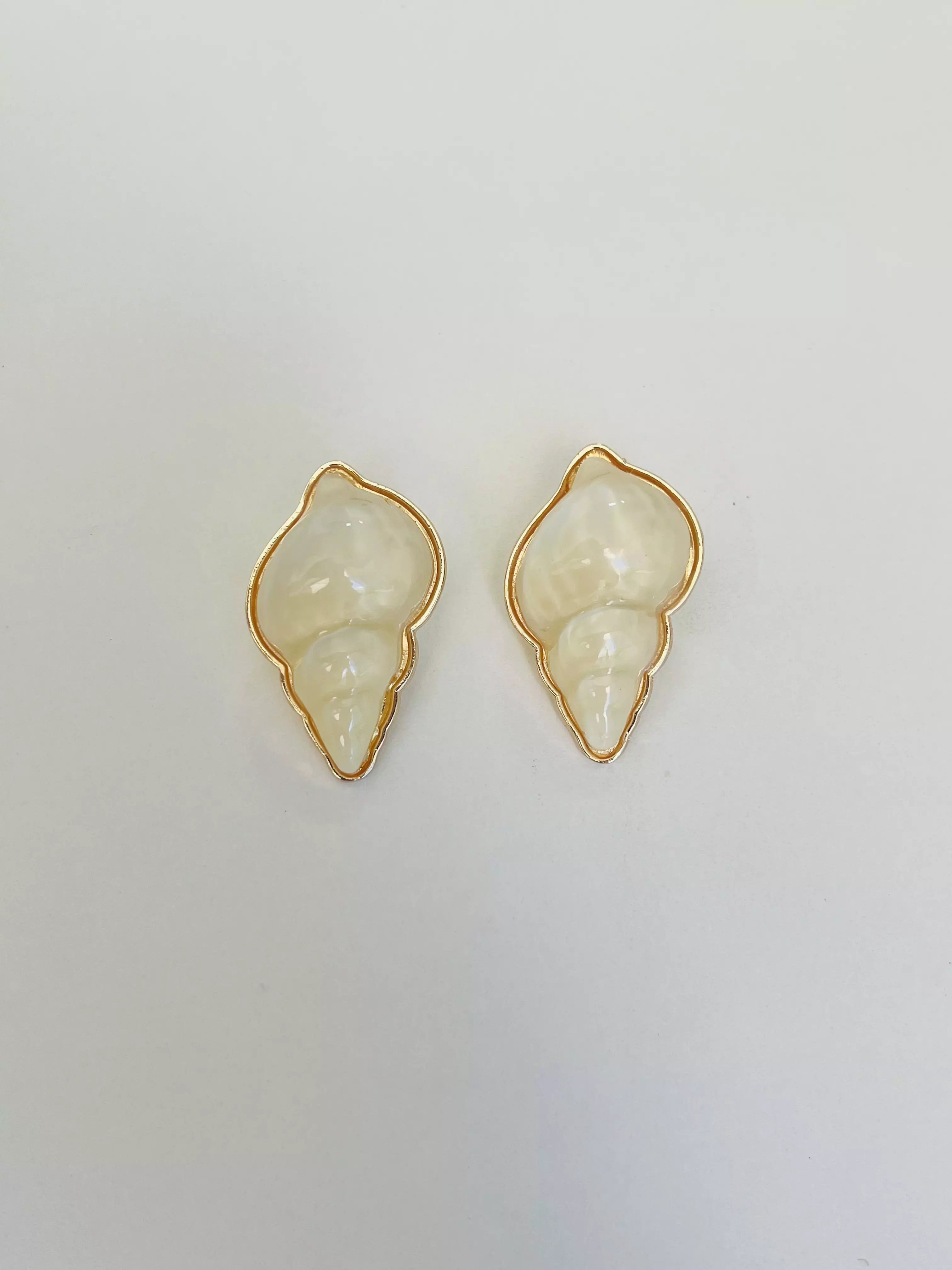 Brinco Concha Colorido