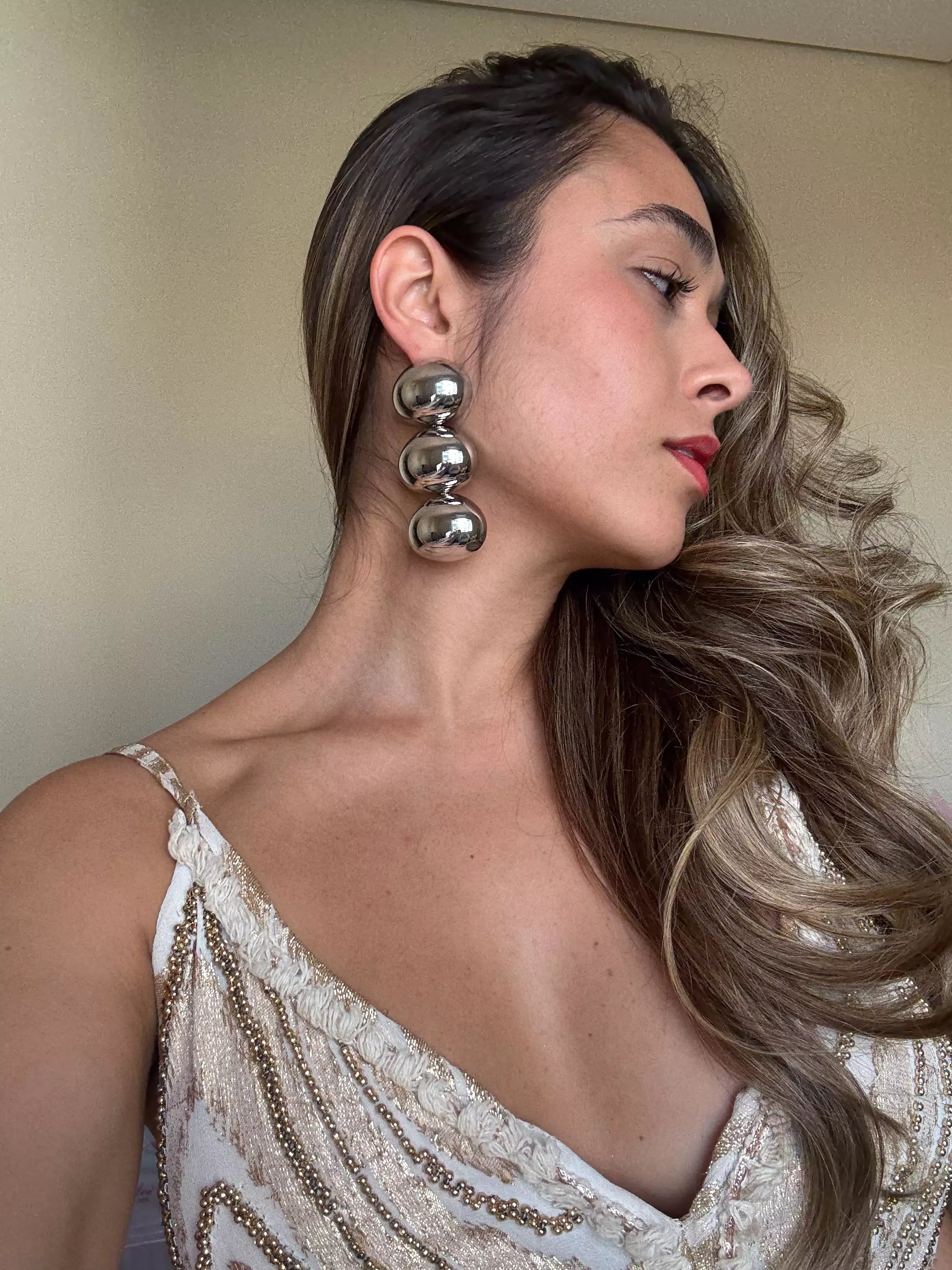 Brinco Esferas Metálicas