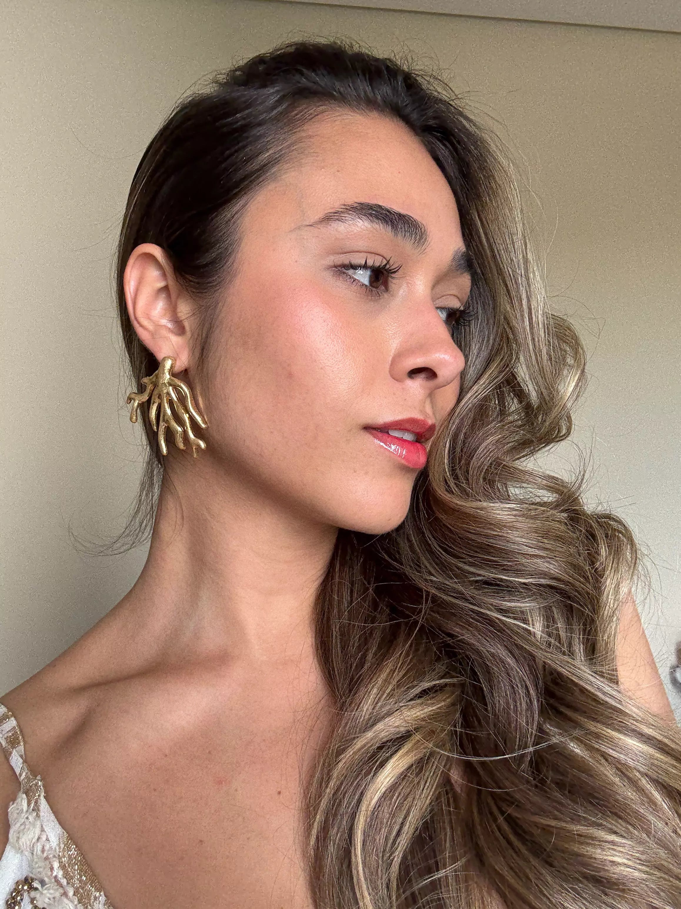 Brinco Coral de Metal